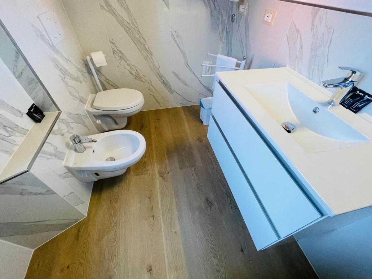 Montese Novecento Luxury&Spa Residence 4 Stelle מראה חיצוני תמונה