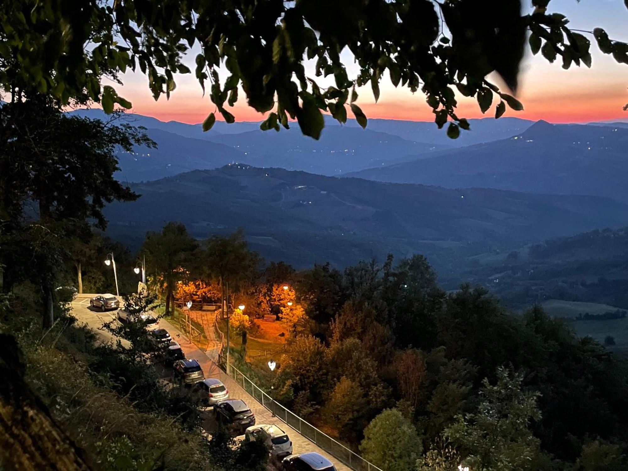 Montese Novecento Luxury&Spa Residence 4 Stelle מראה חיצוני תמונה